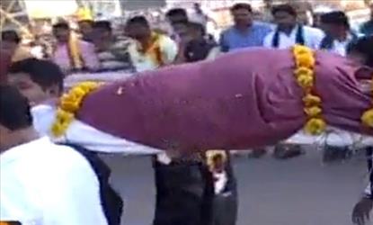 எல்லை மீறும் கன்னடர்கள்... தமிழக முதல்வருக்கு செய்யும் இழுக்கு